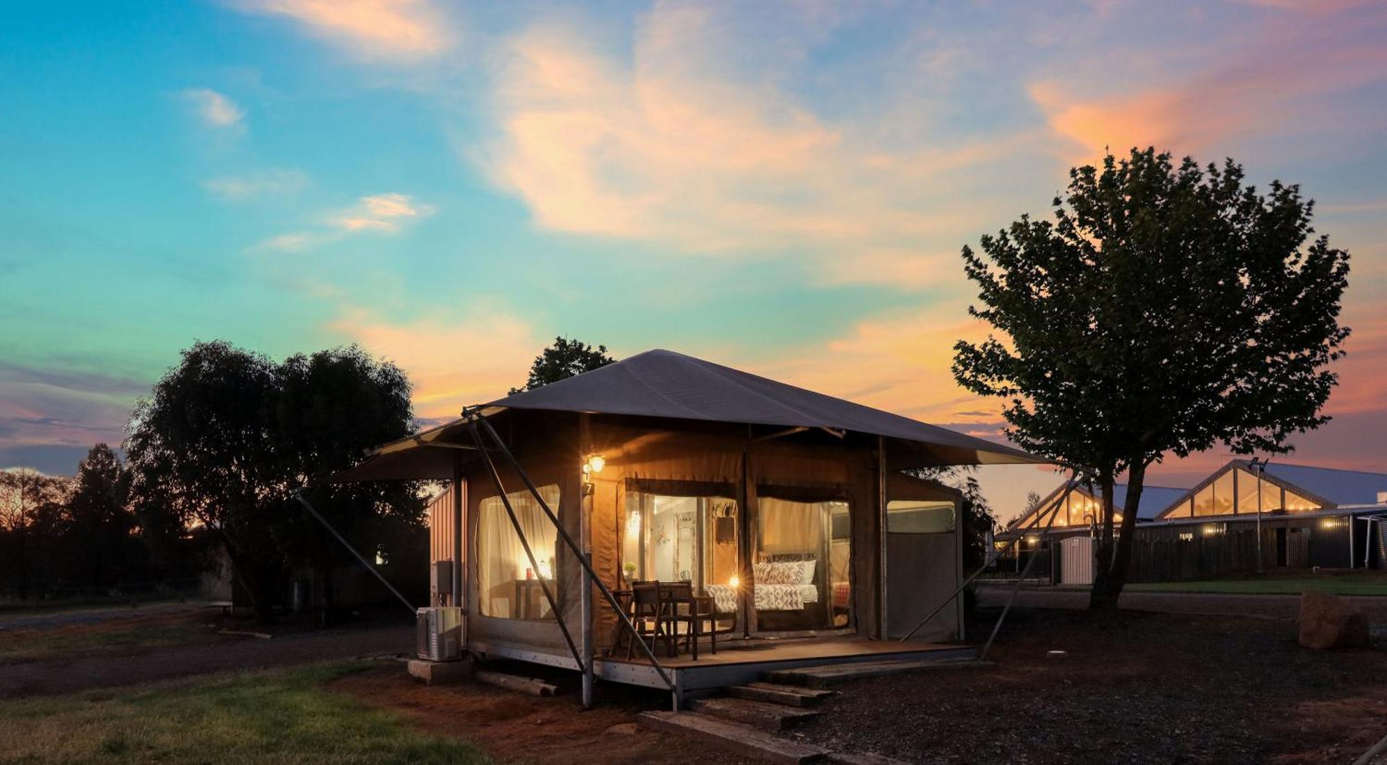 Dubbo Rhino Lodge エクステリア 写真